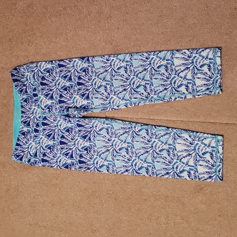 Lilly Pulitzer Luxletic Whisper Blue Women's Capris - Picture 1 of 12